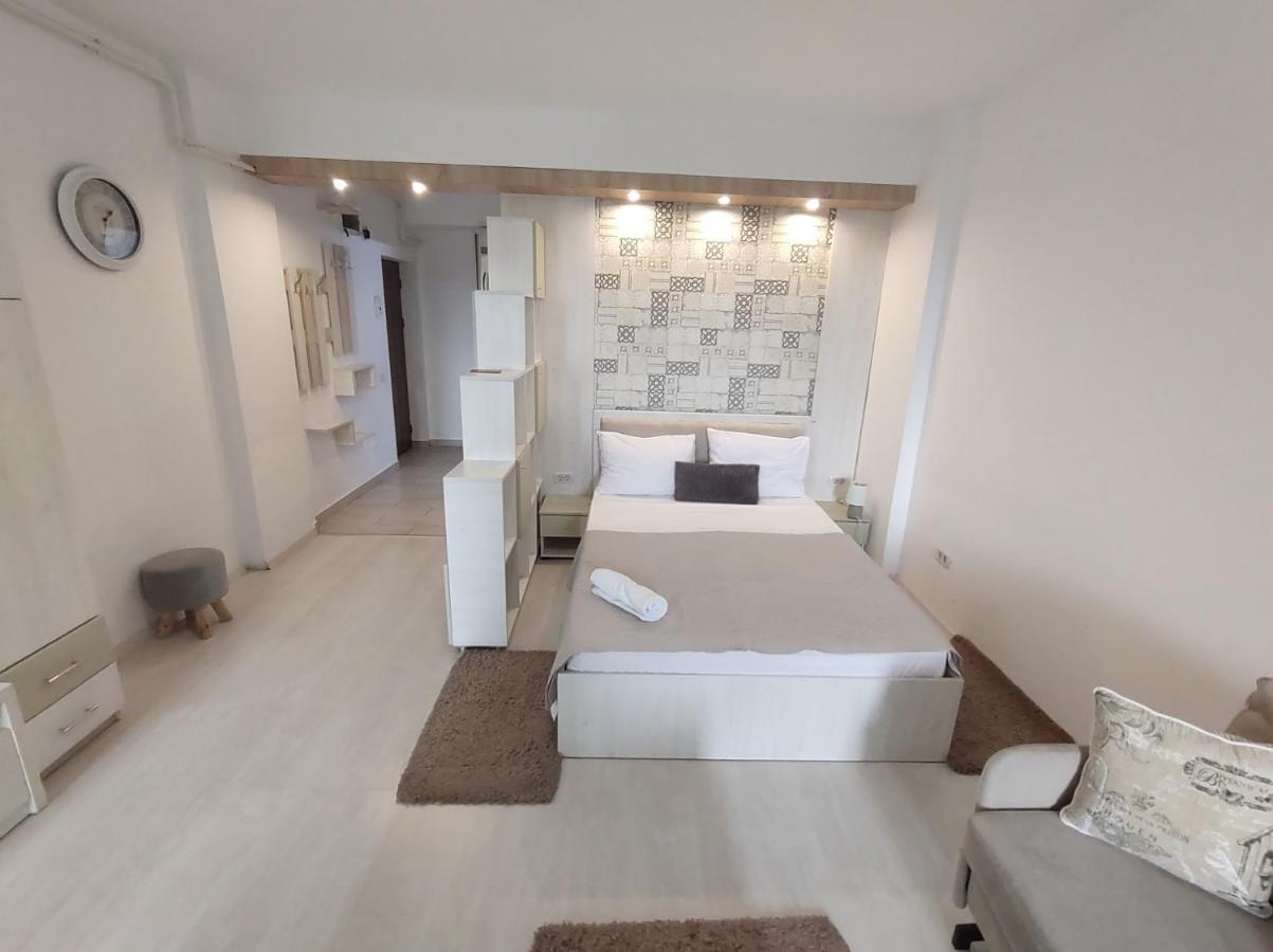 Апартаменты Fundeni - Garsoniere - Langa Spital Бухарест Экстерьер фото